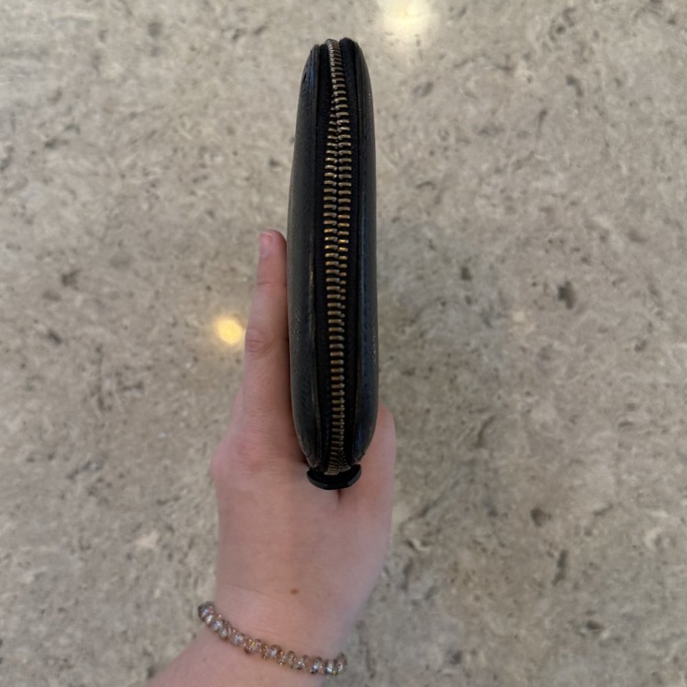 EUC LOUIS VUITTON ATOLL ORGANIZER WALLET BLACK WITH LV BOX - Picture 7 of 11